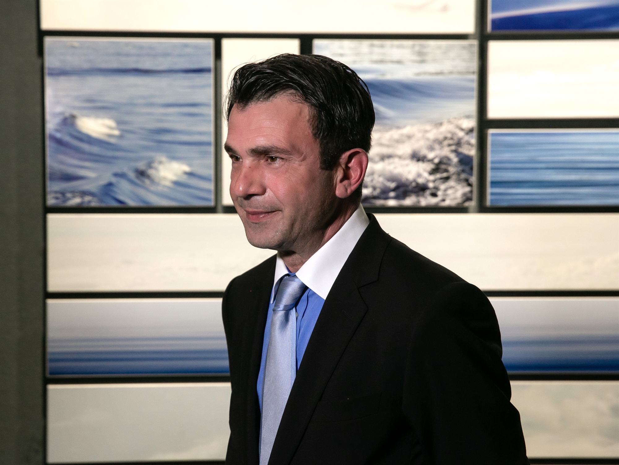 Το Κολλέγιο Αθηνών κρατάει ψηλά τη σημαία του πατριωτισμού και του ανθρωπισμού-3