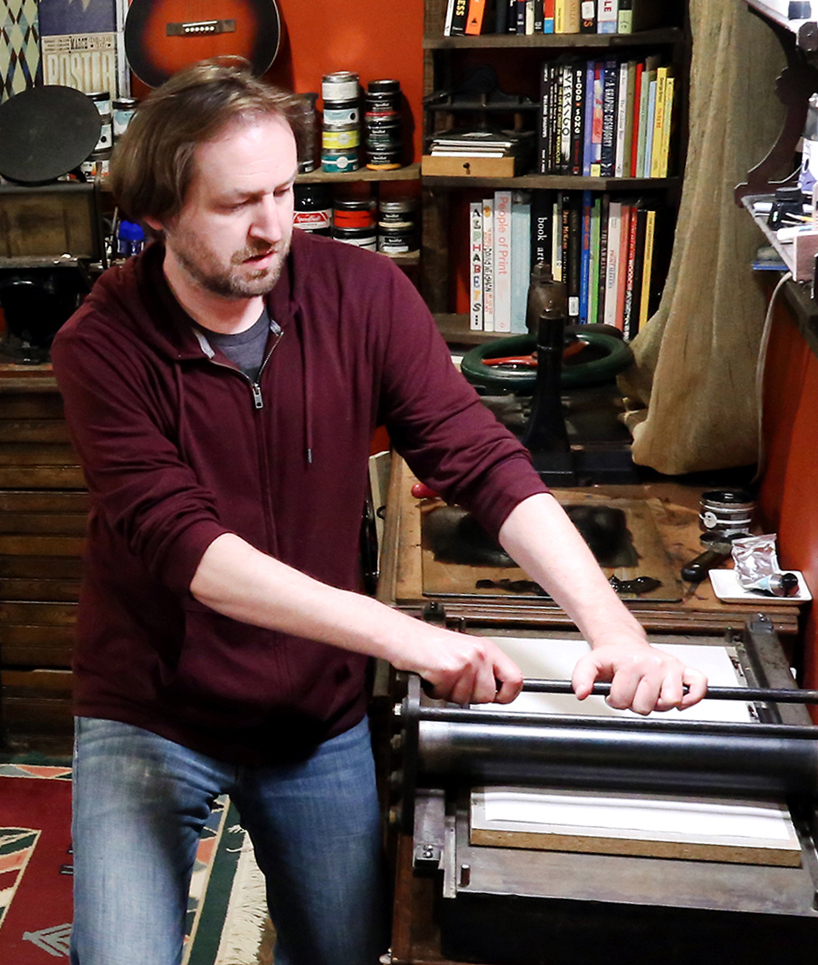 Ο χαράκτης Βλαντιμίρ Ζιμάκοφ στην «Κ»: Ενας παράφρων διαλύει τα πάντα-7