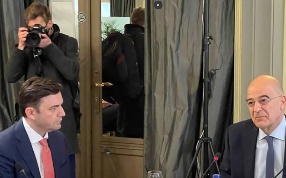 πρόγευμα-εργασίας-του-ν-δένδια-στον-υπ-561772069