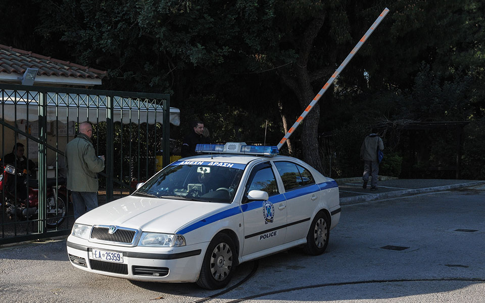 χειροπέδες-σε-37χρονο-για-διακίνηση-ναρ-561768781