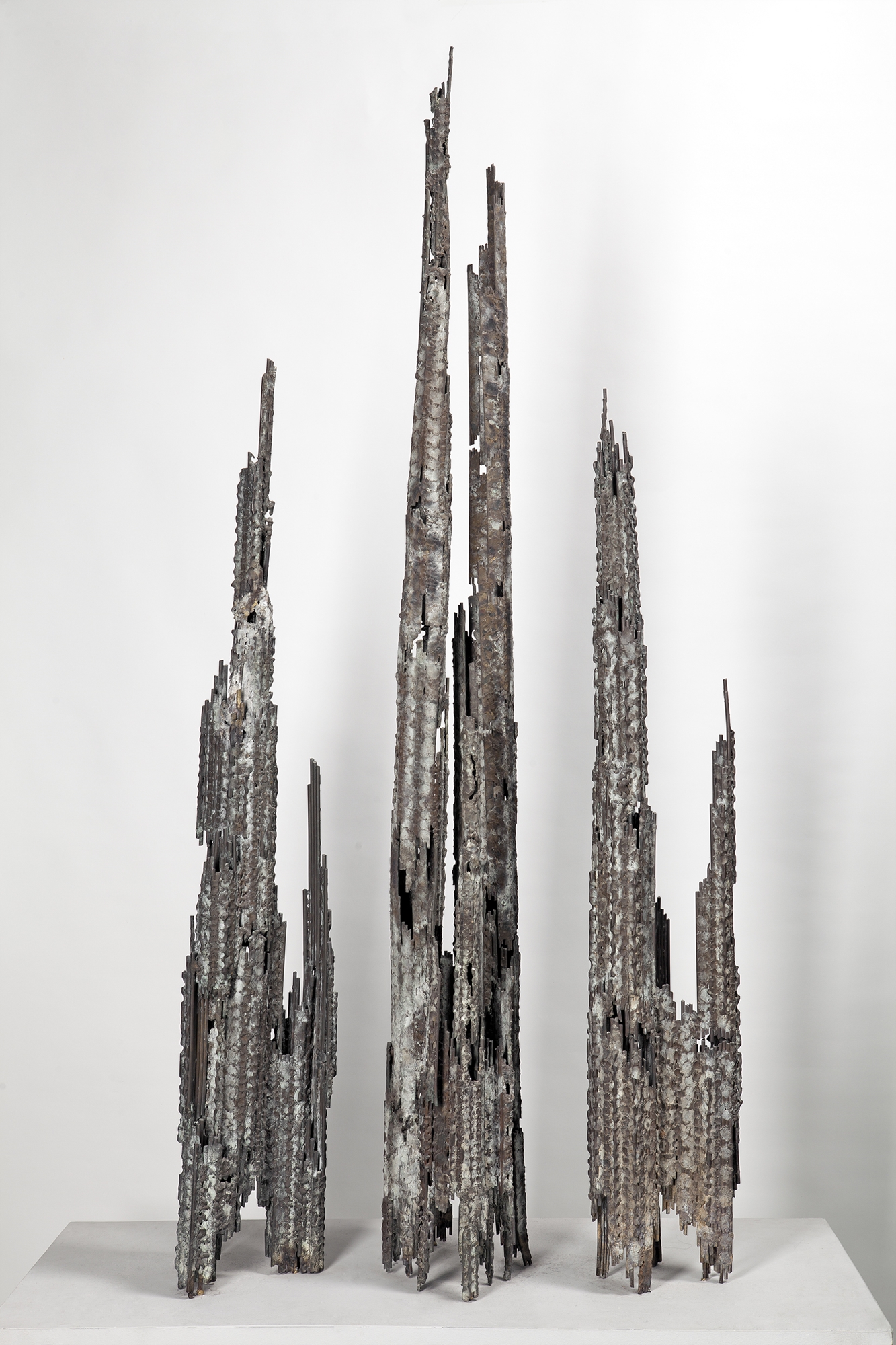 Γλύπτες επί το έργον: Από την ύλη του εργαστηρίου, στην ύλη του γλυπτού-1