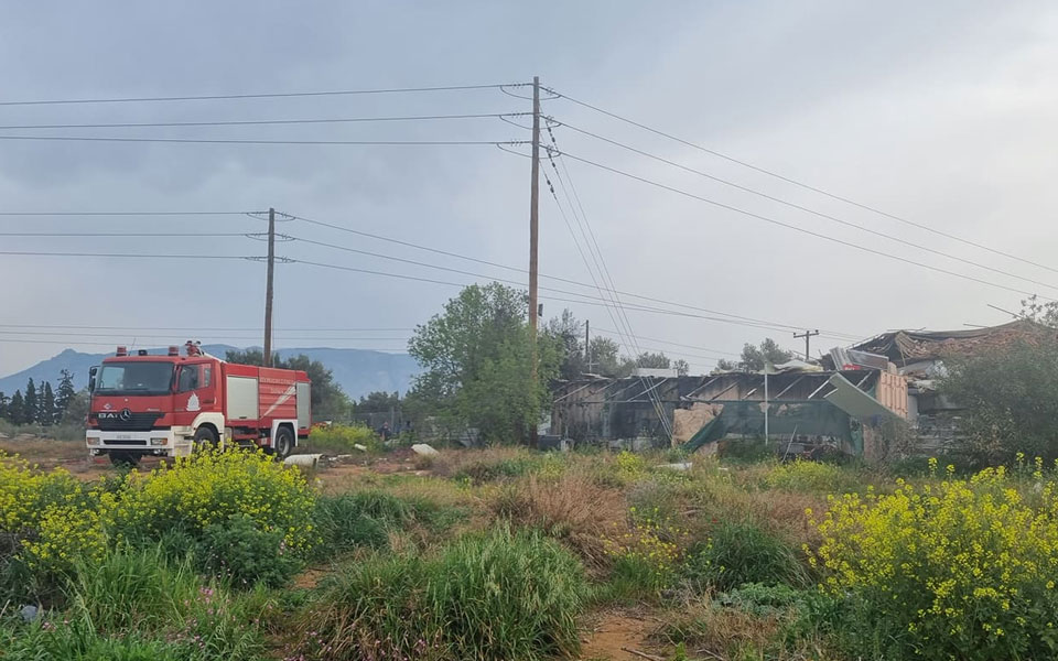 τραγωδία-στην-κόρινθο-ένας-νεκρός-από-561783424