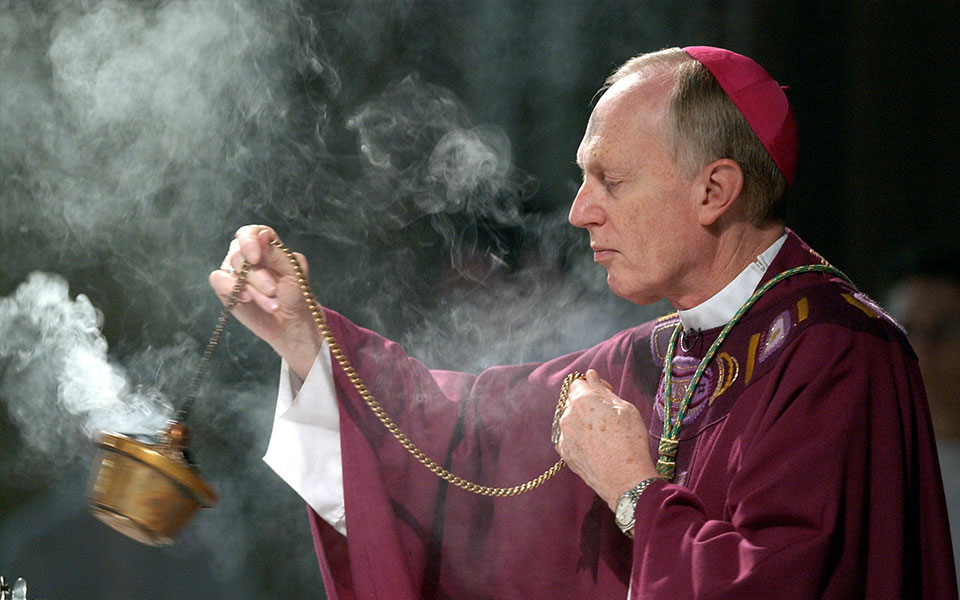 ηπα-πρώην-επίσκοπος-συγκάλυπτε-επί-χρ-561783286