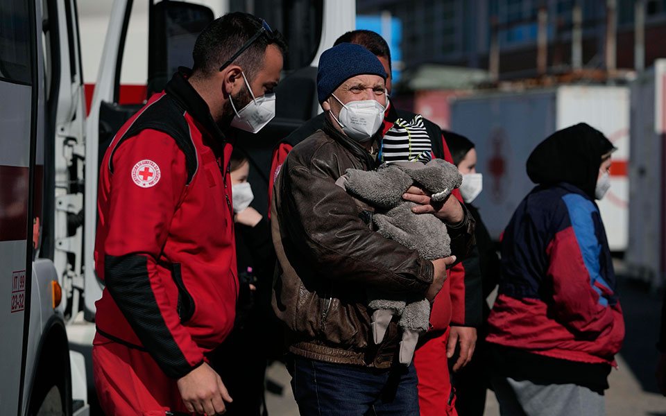 σχεδόν-50-τόνους-ανθρωπιστικής-βοήθεια-561783514