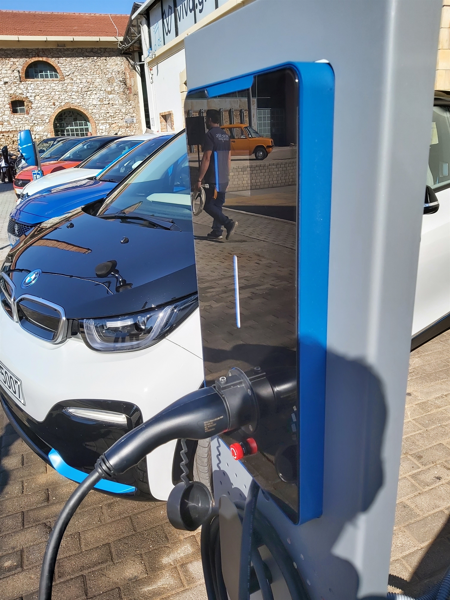 στην-cosmos-aluminium-το-51-της-ελληνικής-νεοφυούς-μc-chargers-561766114