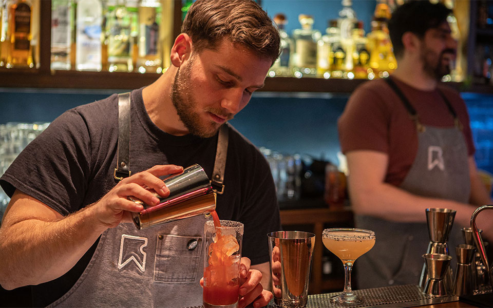 βράδυ-στο-χαλάνδρι-9-στάσεις-για-κοκτέι-561760876