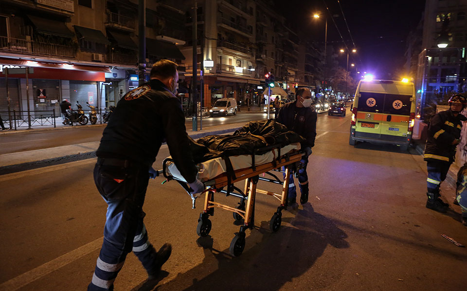 κάτω-πατήσια-χωρίς-τις-αισθήσεις-του-α-561749821