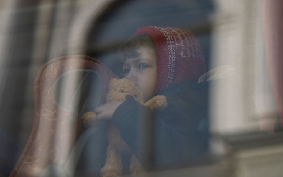 Τρεις εβδομάδες πολέμου, κόλαση σε Κίεβο, Χάρκοβο και Μαριούπολη – Εικόνες απόλυτης καταστροφής-9