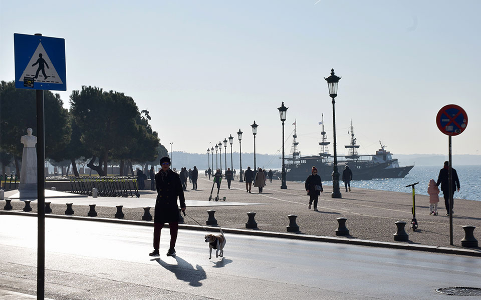 αίθριος-ο-καιρός-στις-περισσότερες-πε-561764542