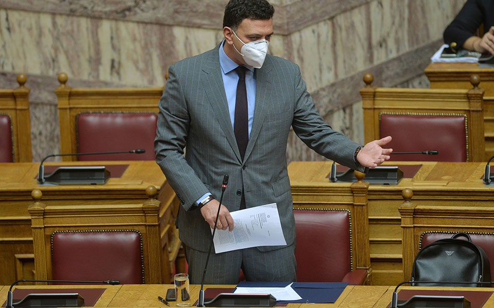 Συμφωνία «κλειδί» για τουρισμό – Συζητήσεις Κικίλια με Visa για ψηφιακούς νομάδες και big data-1