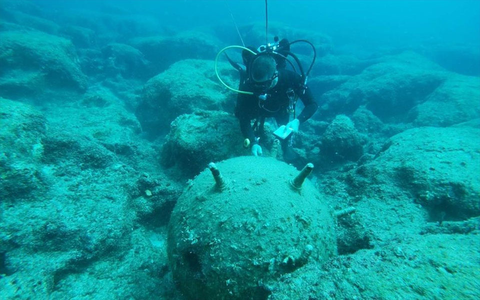 κάρυστος-εντοπίστηκε-νάρκη-σε-βάθος-106-561780385