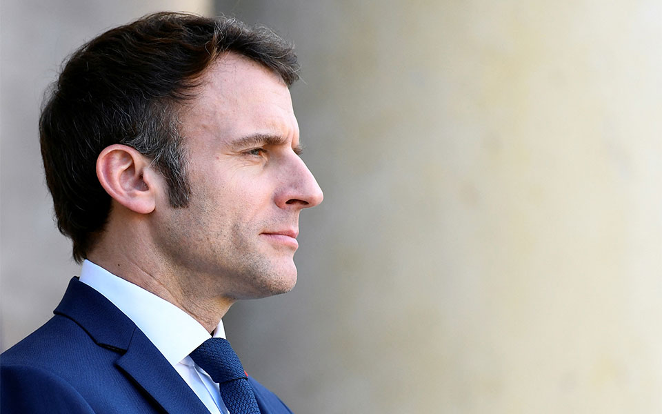 μακρόν-ανακοίνωσε-την-υποψηφιότητά-τ-561747406