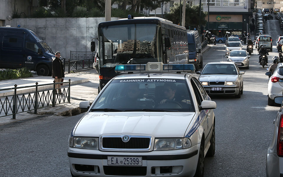 αθήνα-σύλληψη-28χρονου-που-κατείχε-περι-561783535