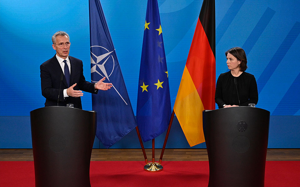 το-βερολίνο-εξετάζει-το-ενδεχόμενο-απ-561767284