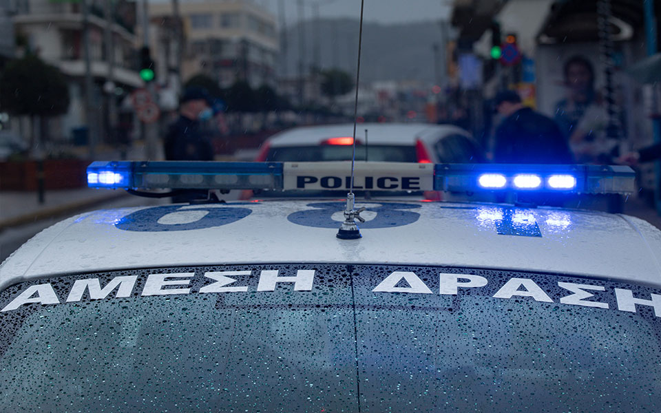 ένοπλη-ληστεία-σε-χρηματαποστολή-στο-561742648