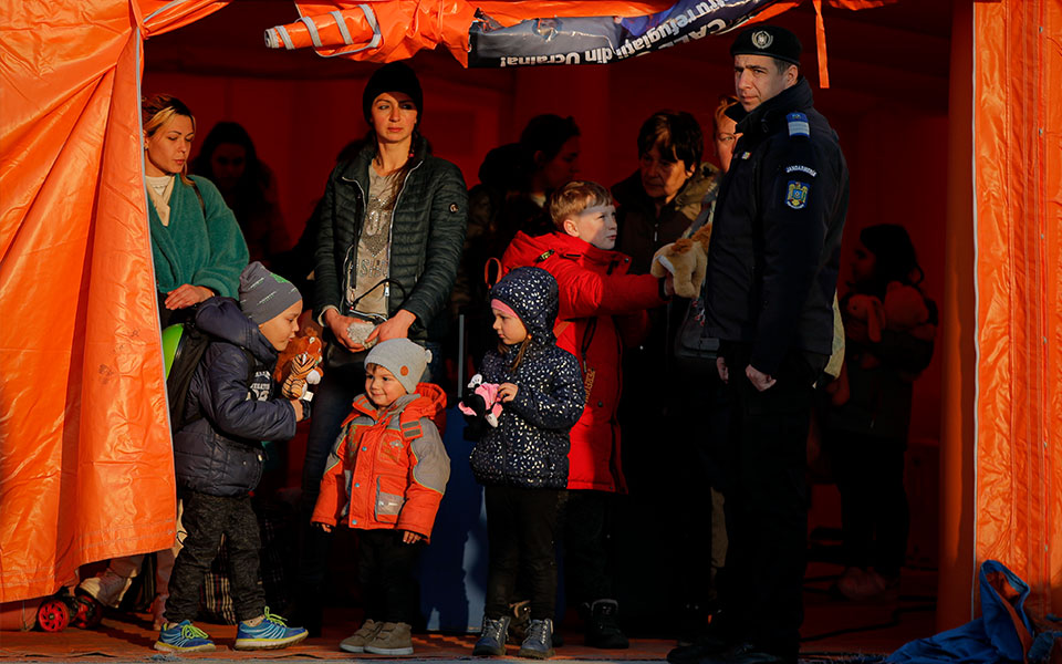 πόλεμος-στην-ουκρανία-3-343-άμαχοι-εγκατέ-561778054