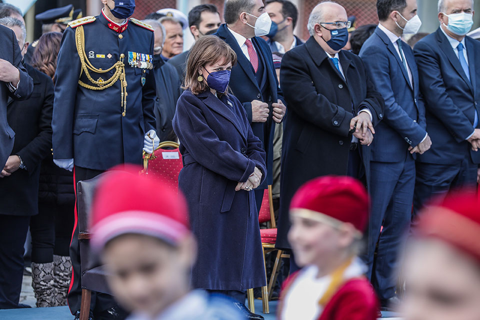 σακελλαροπούλου-γνωστά-και-χαραγμέν-561777553