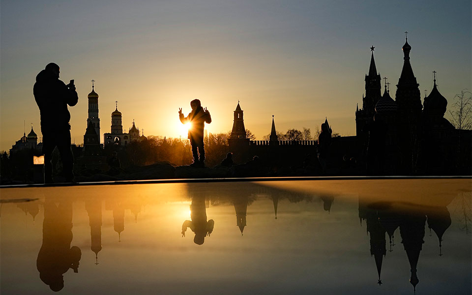 κυρώσεις-κατά-ρωσίας-το-κενό-στο-σχέ-561777988