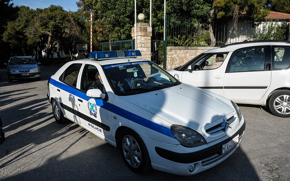 θεσσαλονίκη-σύλληψη-άνδρα-που-απειλο-561742867