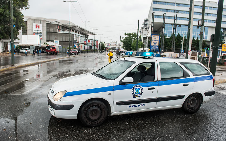 απατεώνες-παρουσιάζονται-ως-τεχνικο-561783724