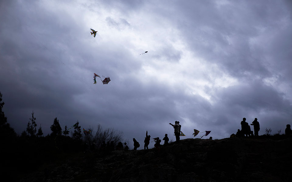 καιρός-meteo-καθαρά-δευτέρα-με-βροχές-και-561749002