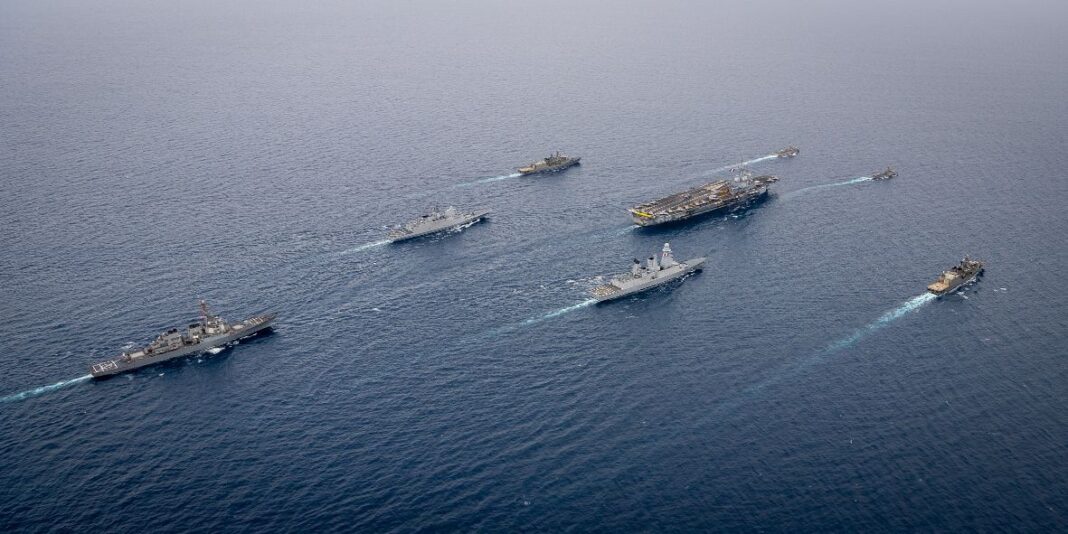 Πολεμικό Ναυτικό: Εντυπωσιακές εικόνες από την συνεκπαίδευση με την ομάδα συνοδείας του «Σαρλ Ντε Γκωλ»-2