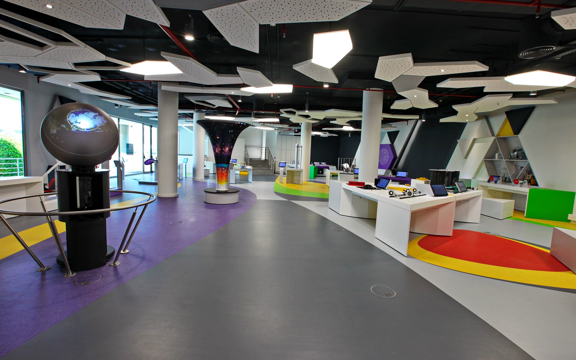 τα-μουσεία-καλούν-τα-παιδιά-561796618