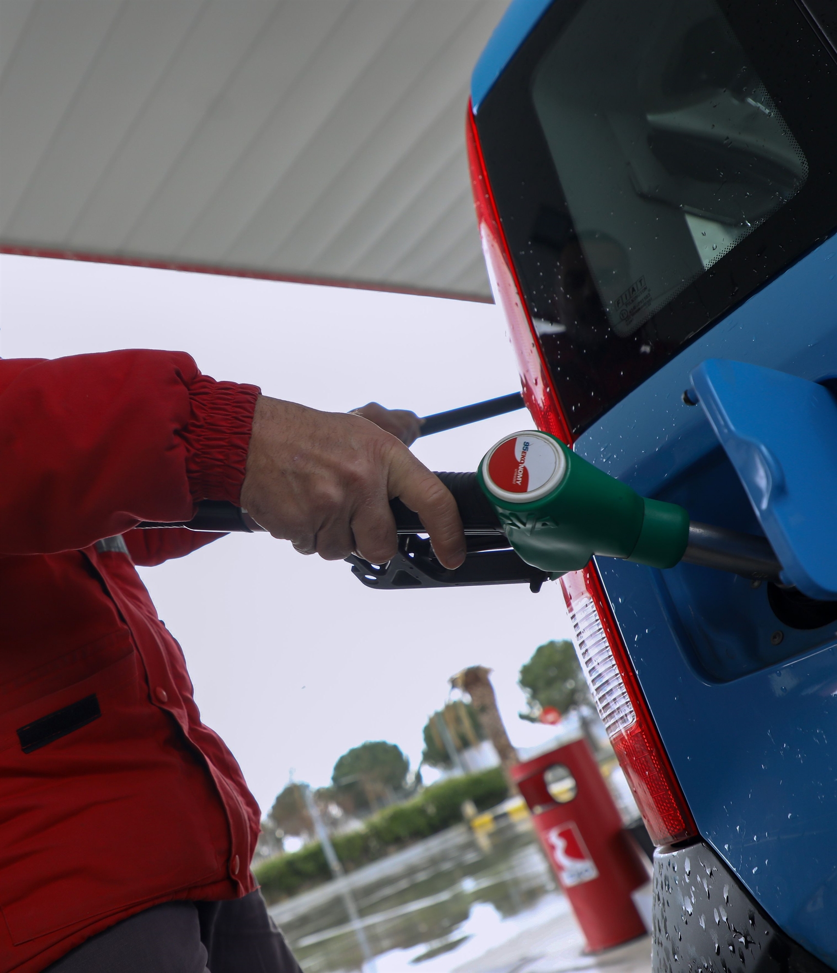 οι-7-πληγές-στην-οικονομία-από-την-εκτόξ-561801871