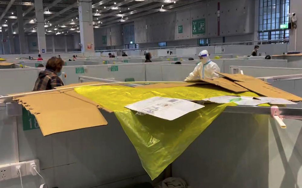 σαγκάη-η-ζωή-στα-κέντρα-καραντίνας-561817402