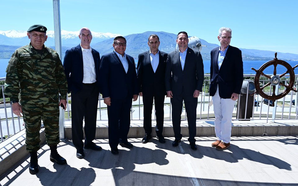 σούδα-αντιπροσωπεία-του-κογκρέσου-επ-561811798