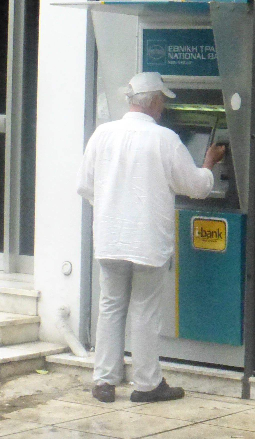 αύριο-η-καταβολή-της-επιταγής-ακρίβει-561818782