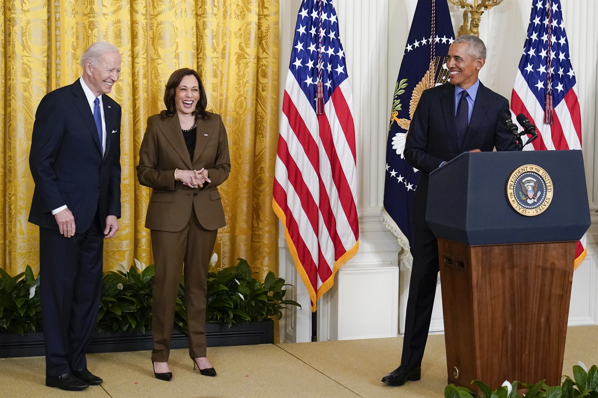 λάμψη-ομπάμα-στον-λευκό-οίκο-561795730