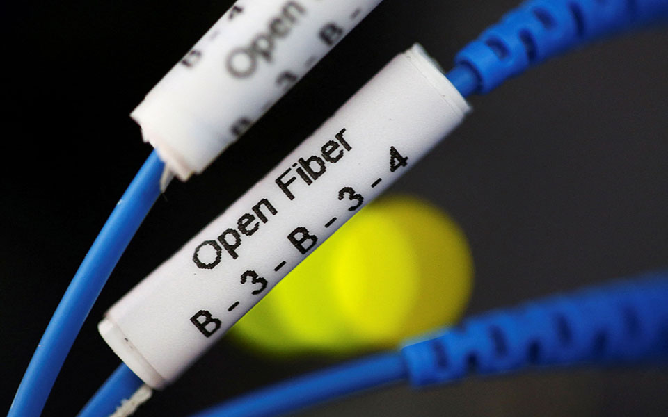 γαλλία-βανδαλισμοί-στο-εθνικό-δίκτυο-561830362