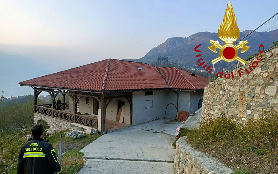 ιταλία-φωτιά-σε-βίλα-ρώσου-παρουσιαστ-561796756