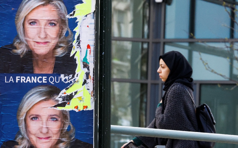 podcast-σταύρος-θεοδωράκης-ο-μακρόν-ο-μελα-561826105