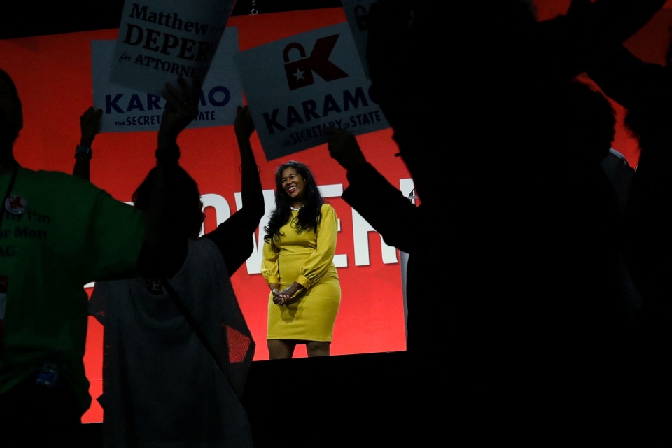 η-ρεπουμπλικανή-κριστίνα-κάραμο-και-ο-561830011