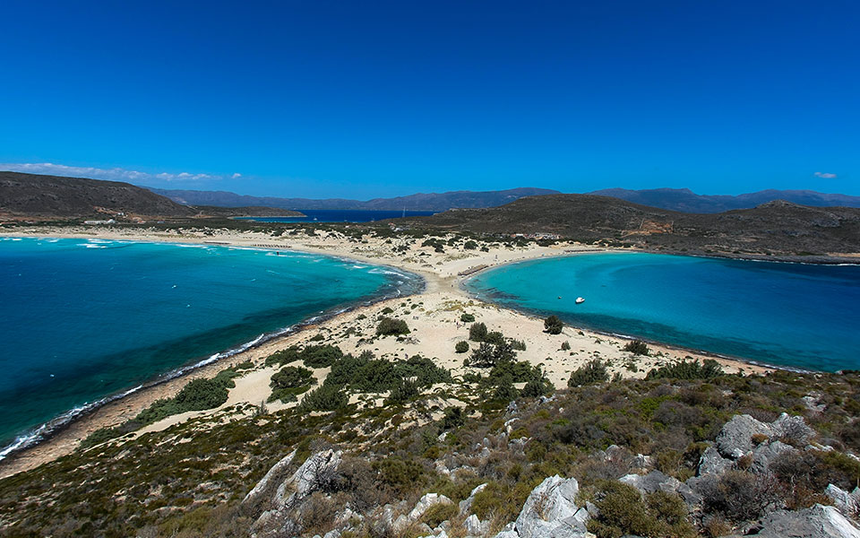επτά-ελληνικές-παραλίες-στη-λίστα-του-gu-561835549