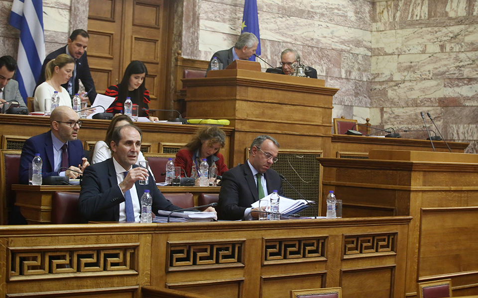 στη-βουλή-ο-συμπληρωματικός-προϋπολο-561802291