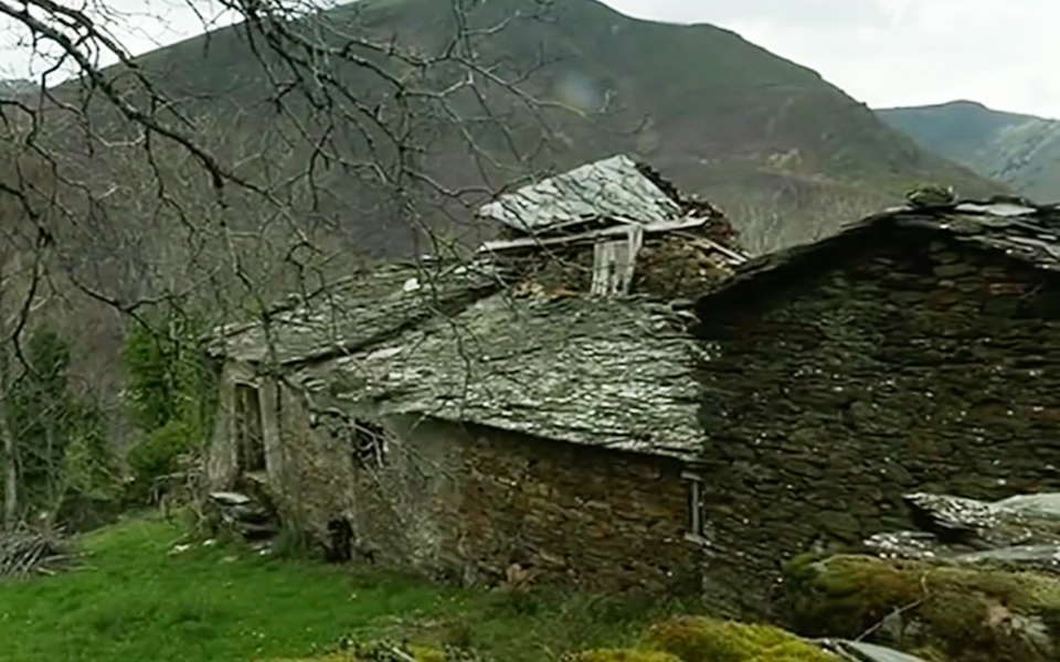 γιατί-ερημώνει-η-ισπανική-επαρχία-561817513