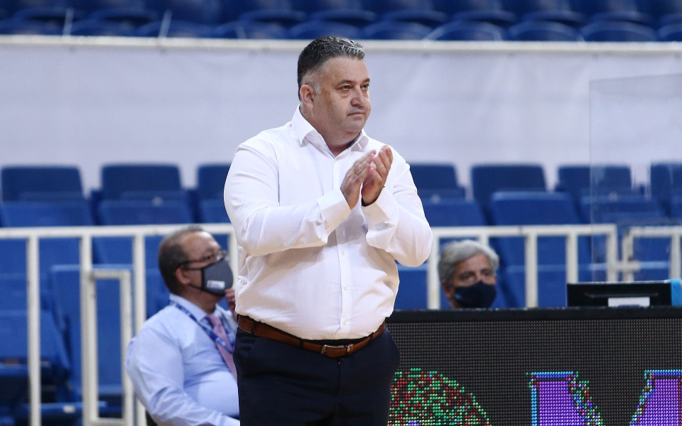 προμηθέας-πάτρας-ο-γιατράς-στη-θέση-το-561818044