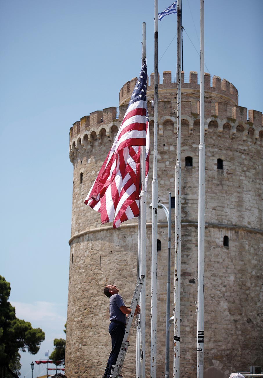 Μήπως γίναμε Χόλιγουντ χωρίς να το καταλάβουμε;-4