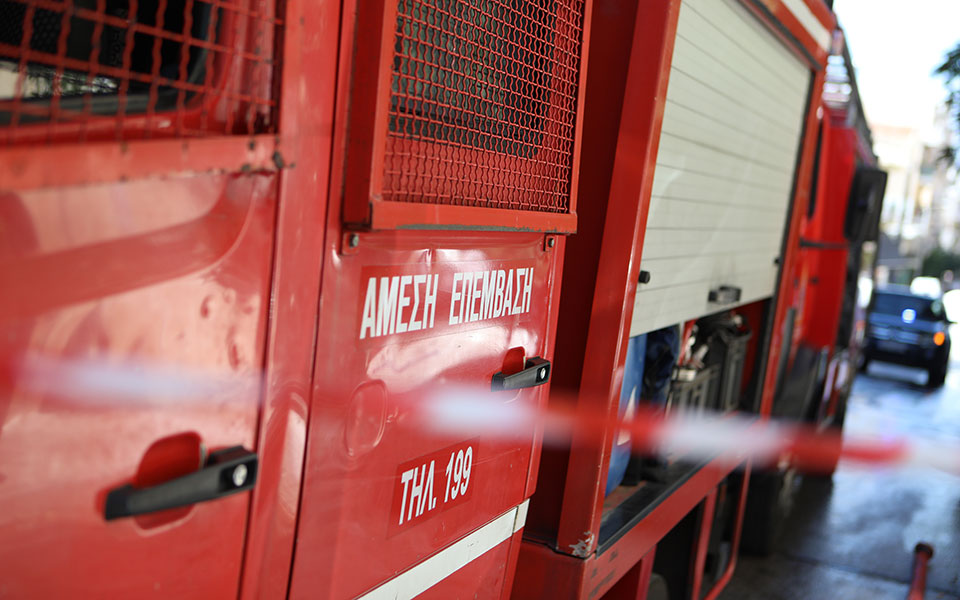 θεσσαλονίκη-μικρής-έκτασης-φωτιά-στο-561819955