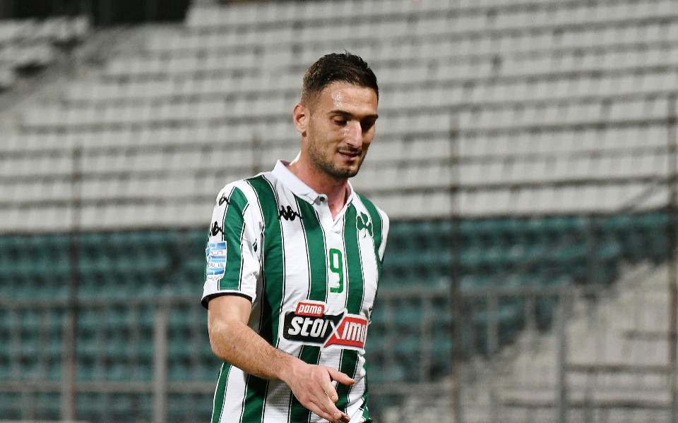 παναθηναϊκός-ολυμπιακός-με-μακέντα-561816157