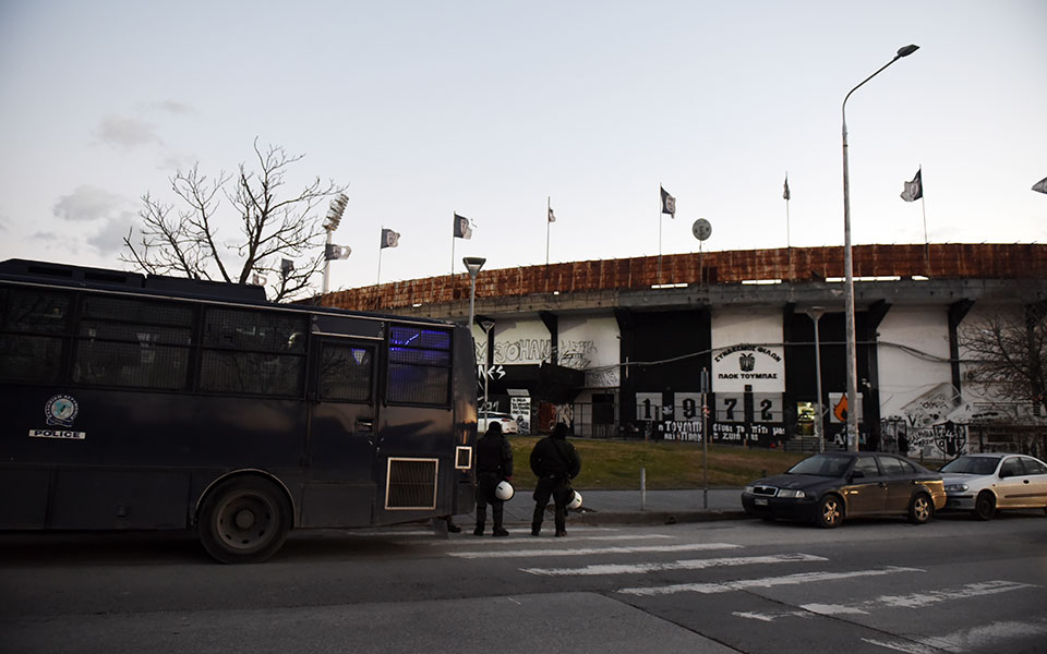 ελ-ασ-αίτημα-για-απαγόρευση-μετακίνησ-561805030