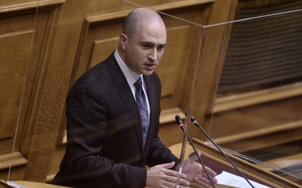 κωνσταντίνος-μπογδάνος-ανακοινώνει-561794686