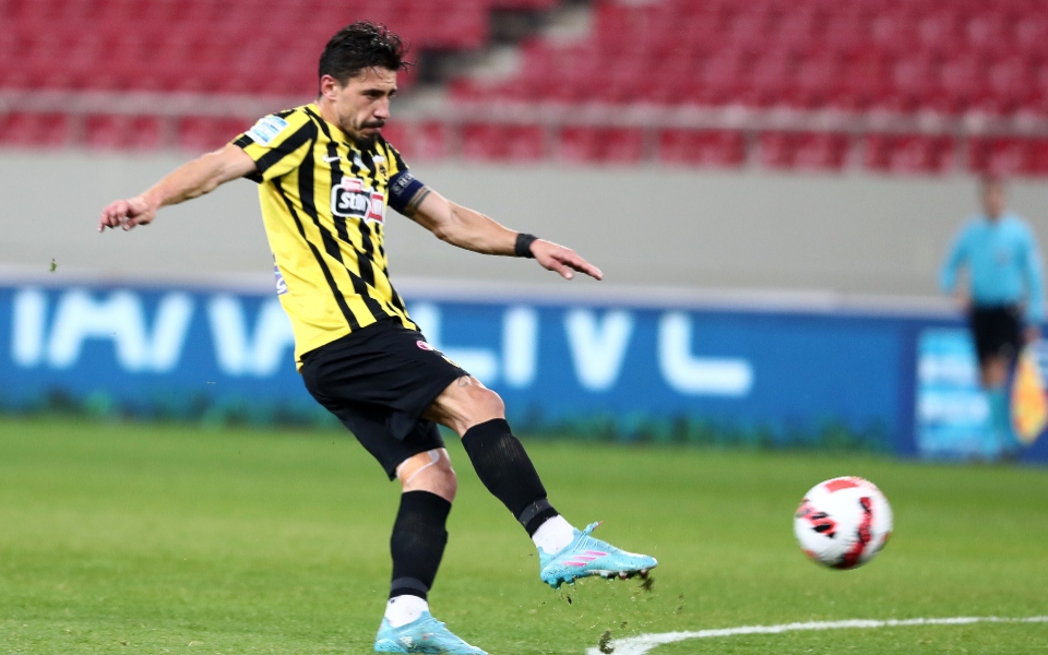 αεκ-προπονήθηκε-ο-σιμόες-561809377