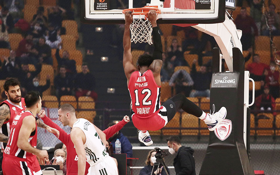 ολυμπιακός-μπάσκετ-η-ερυθρόλευκη-561816337