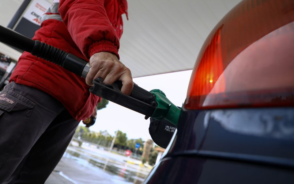 κάρτα-καυσίμων-την-τρίτη-του-πάσχα-ανο-561825370