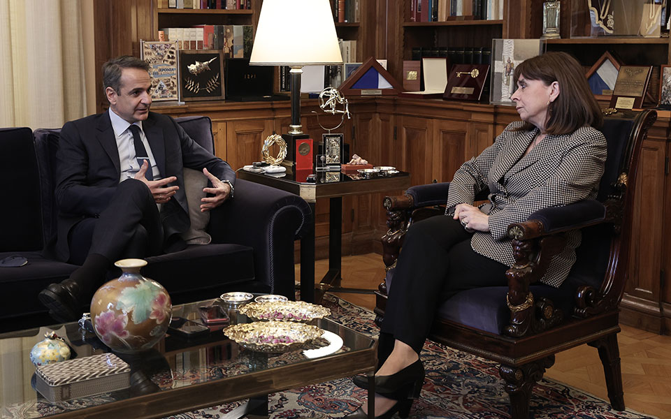 προειδοποίηση-μητσοτάκη-για-παρατε-561789196