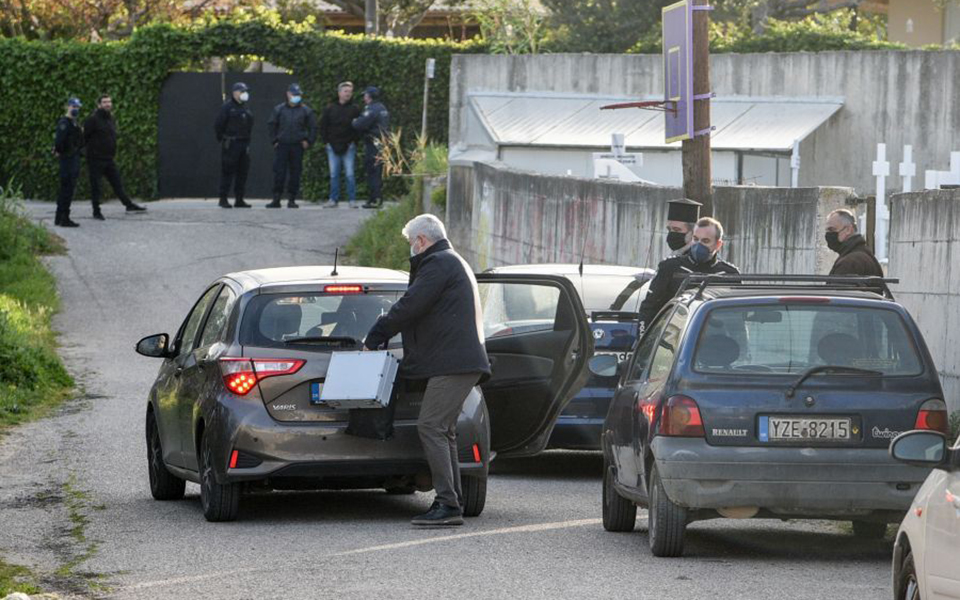 πάτρα-στα-χέρια-των-αρχών-το-τάμπλετ-561803233